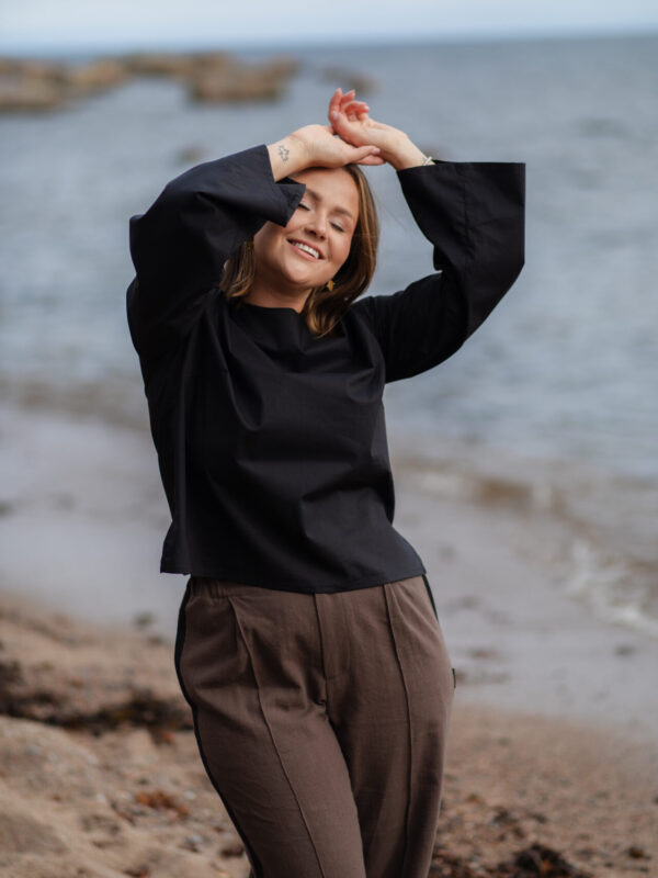 Long-sleeved shirt