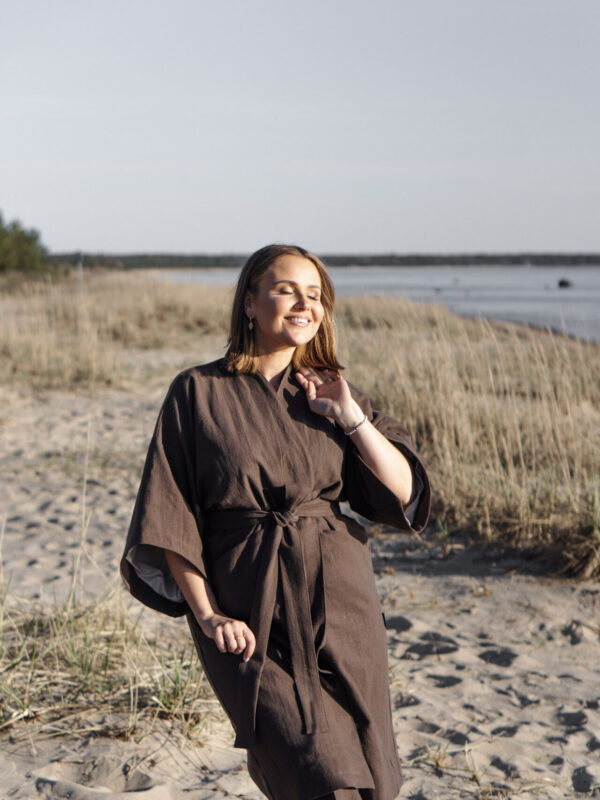 Long linen kimono